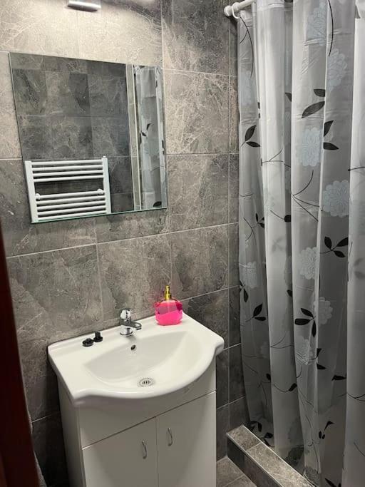Bekivi Apartmany Dunaszerdahely Kültér fotó