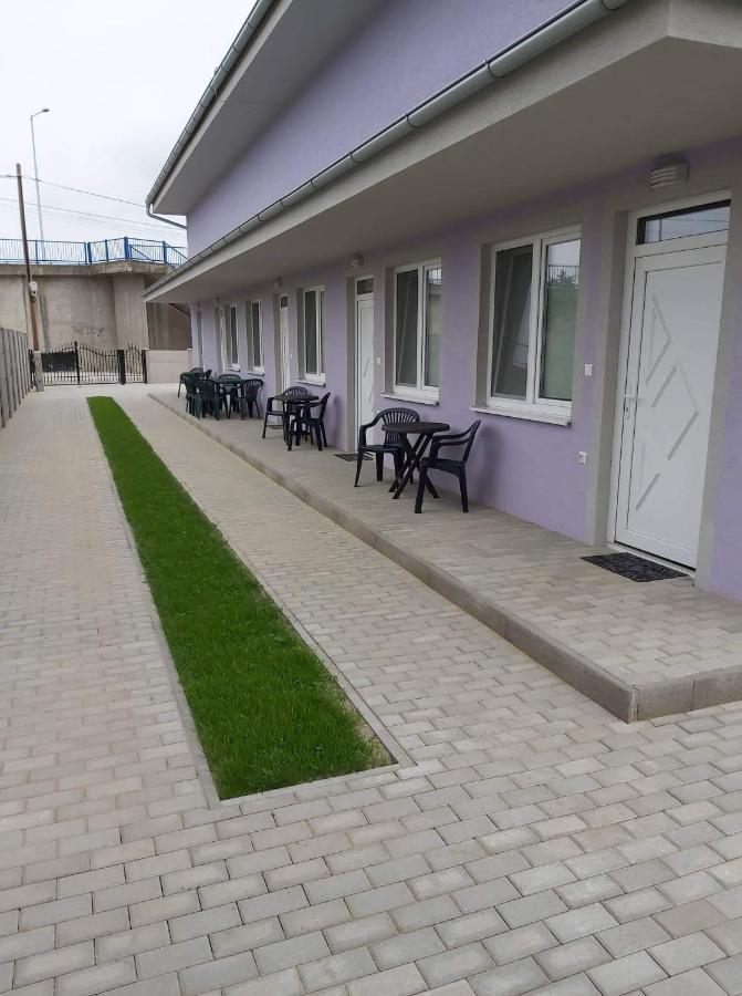 Bekivi Apartmany Dunaszerdahely Kültér fotó