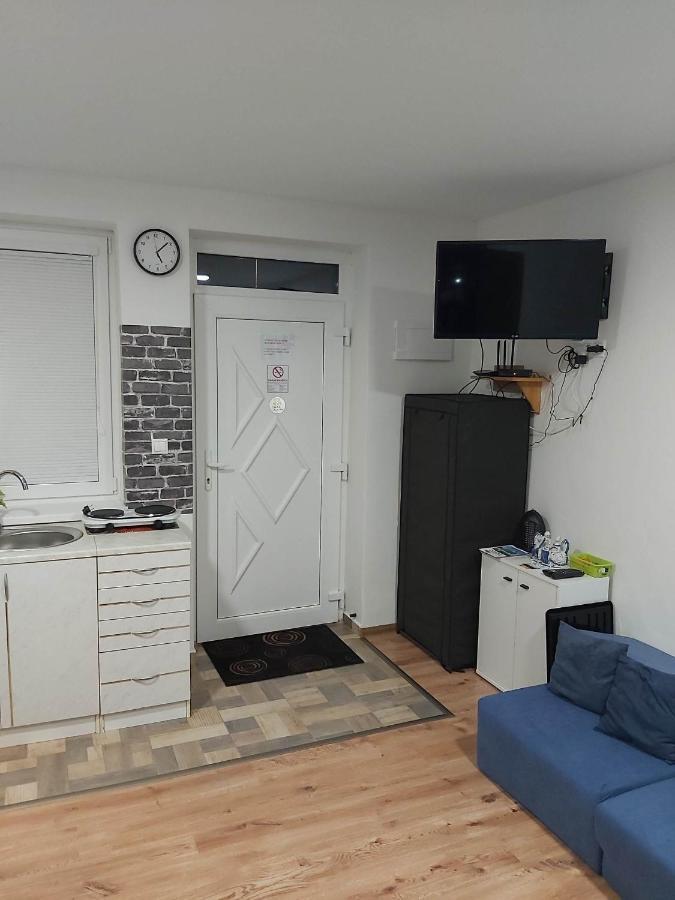 Bekivi Apartmany Dunaszerdahely Kültér fotó