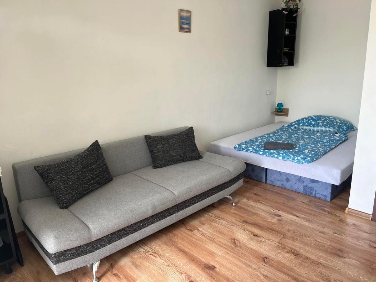 Bekivi Apartmany Dunaszerdahely Kültér fotó