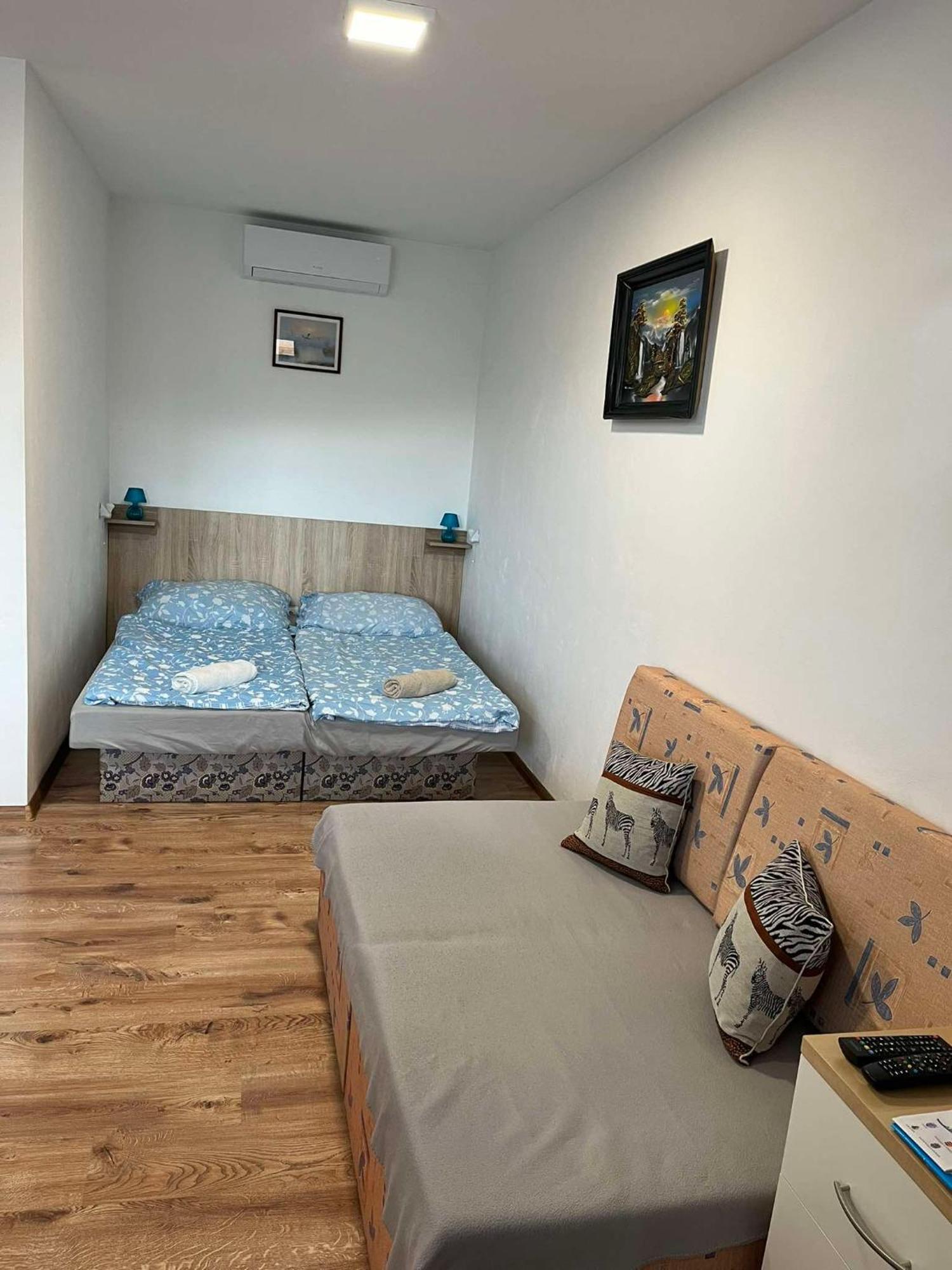 Bekivi Apartmany Dunaszerdahely Kültér fotó