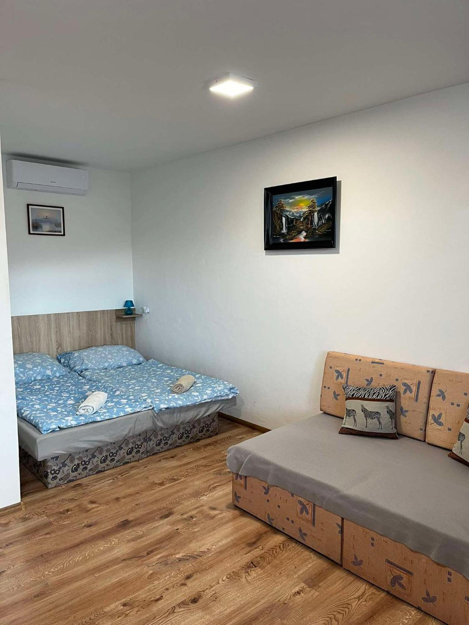 Bekivi Apartmany Dunaszerdahely Kültér fotó